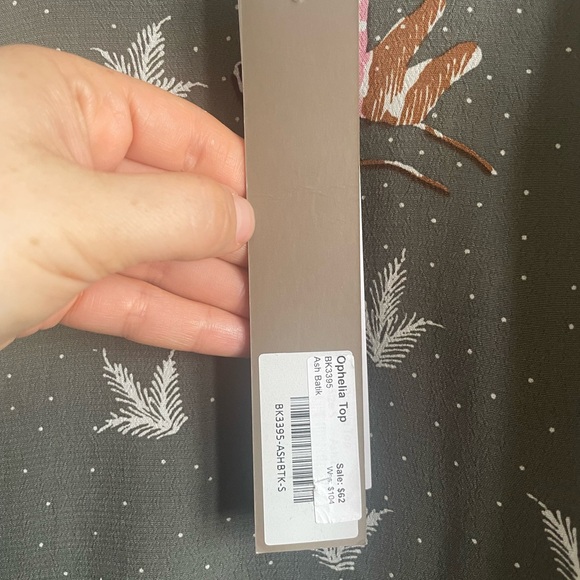 Bel Kazan Ophelia Long Sleeve Gray Floral Top. Made In Bali. New With Tags. - Picture 8 of 9